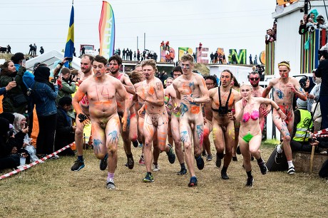 Best of Naked marathon