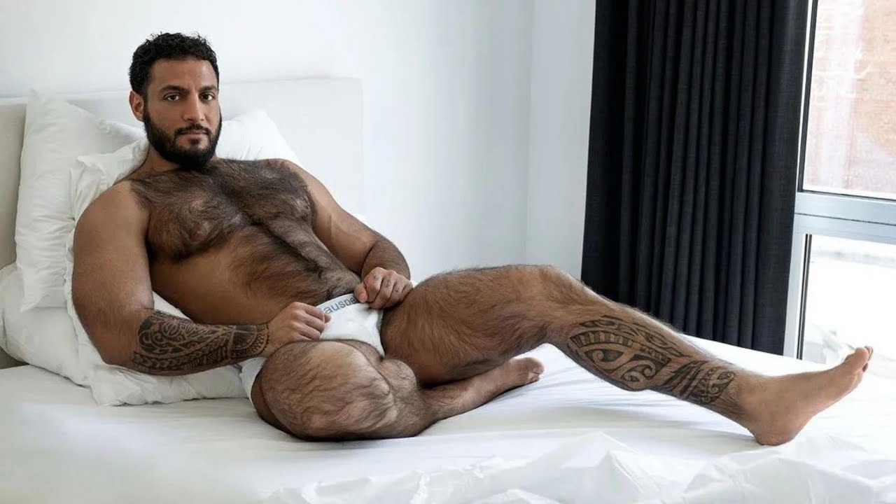 nude mature muscle men