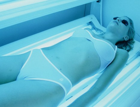 Hidden Cam In Tanning Bed film gratiserotik