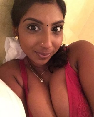 anita moffitt recommends Sexy Milf Indian