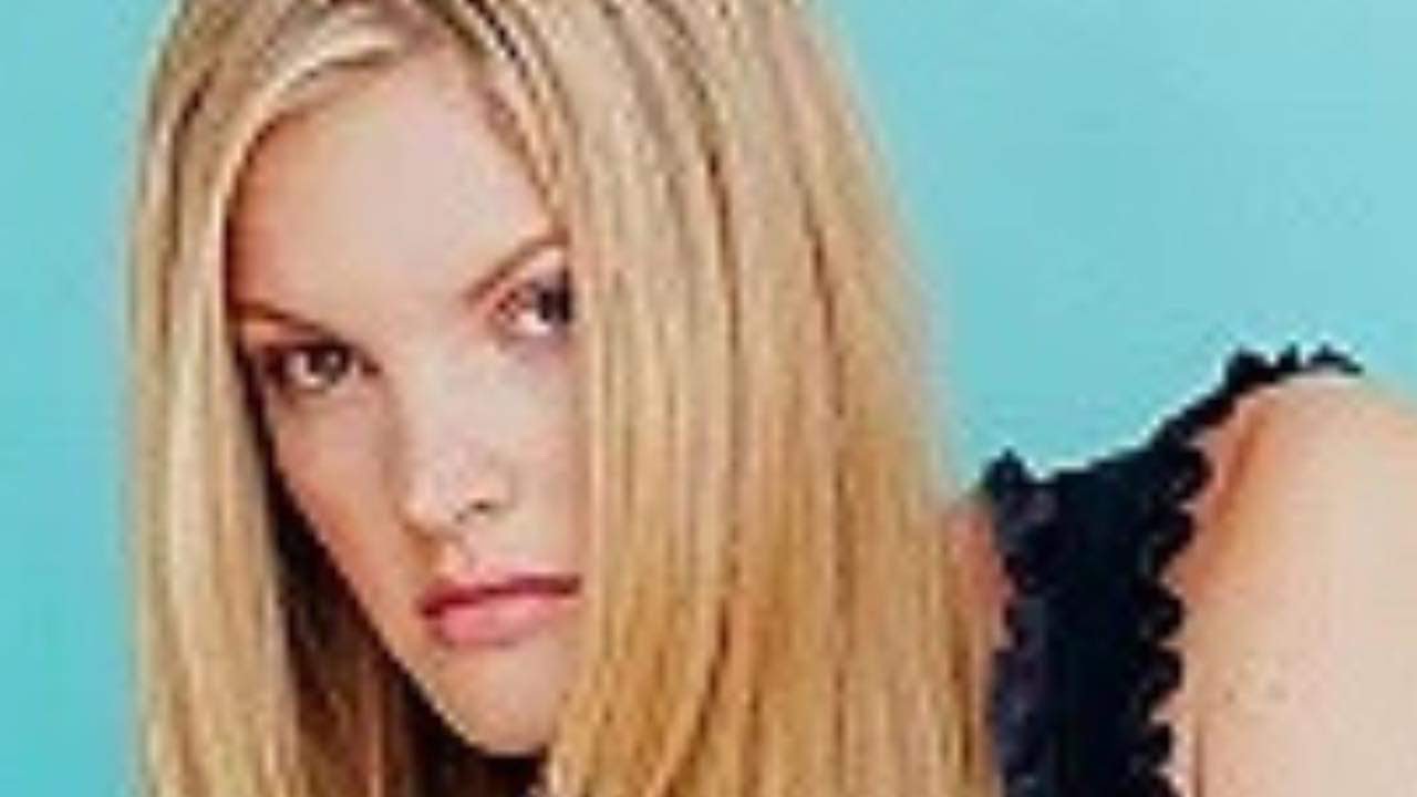 dean couch share hot bridgette wilson photos