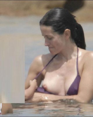 diana florio add courtney cox nipple photo