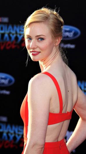 donato bramante recommends deborah ann woll bikini pic