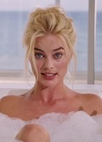 christopher zemba recommends margot robbie boobies pic