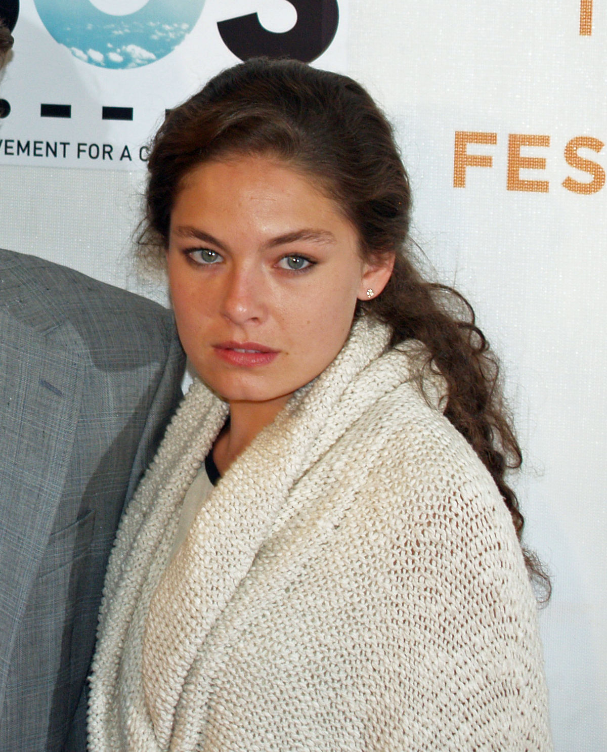 beth volpe recommends alexa davalos hot pic