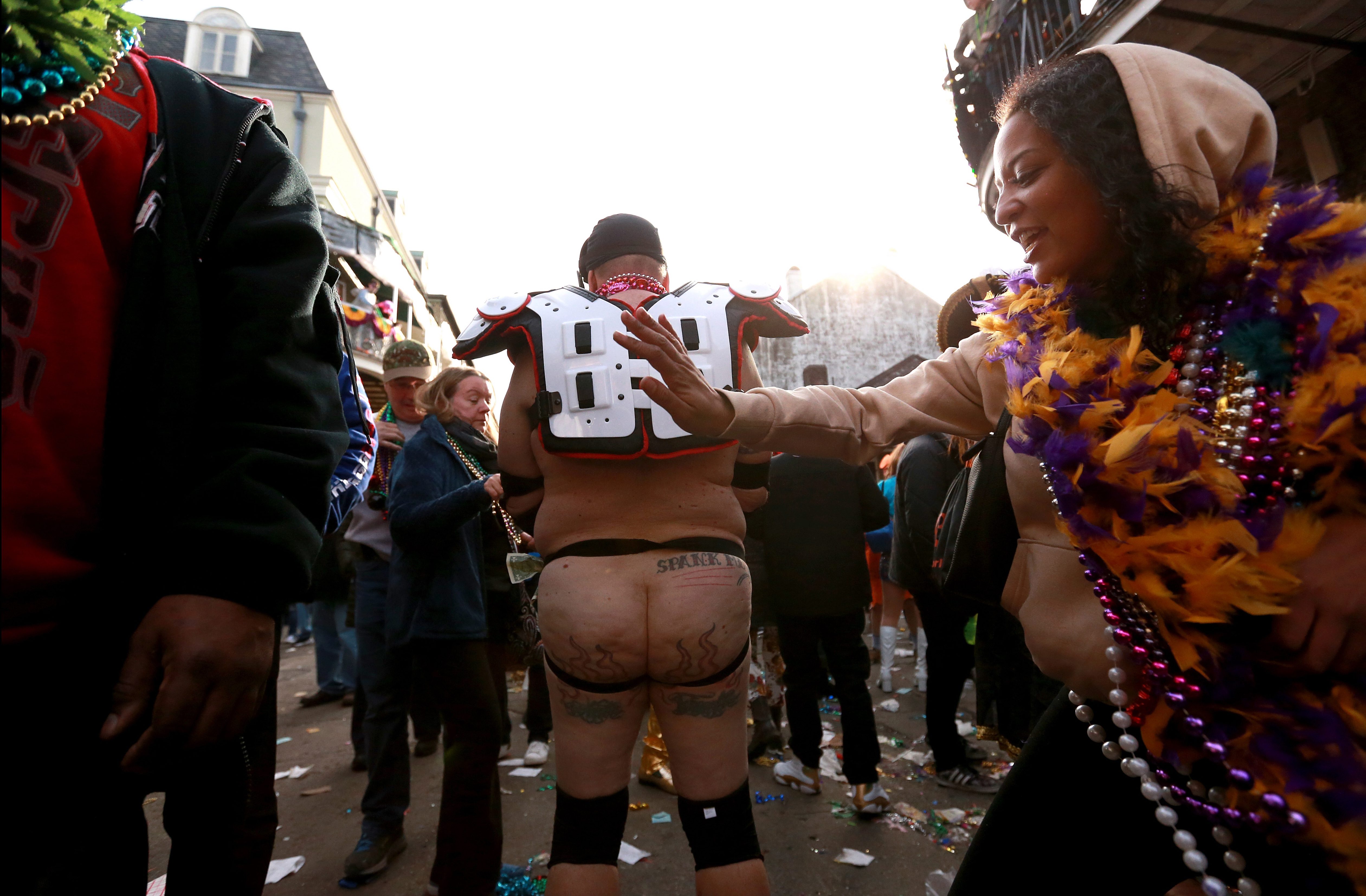 barry glaser recommends Flashing Boobs At Mardi Gras