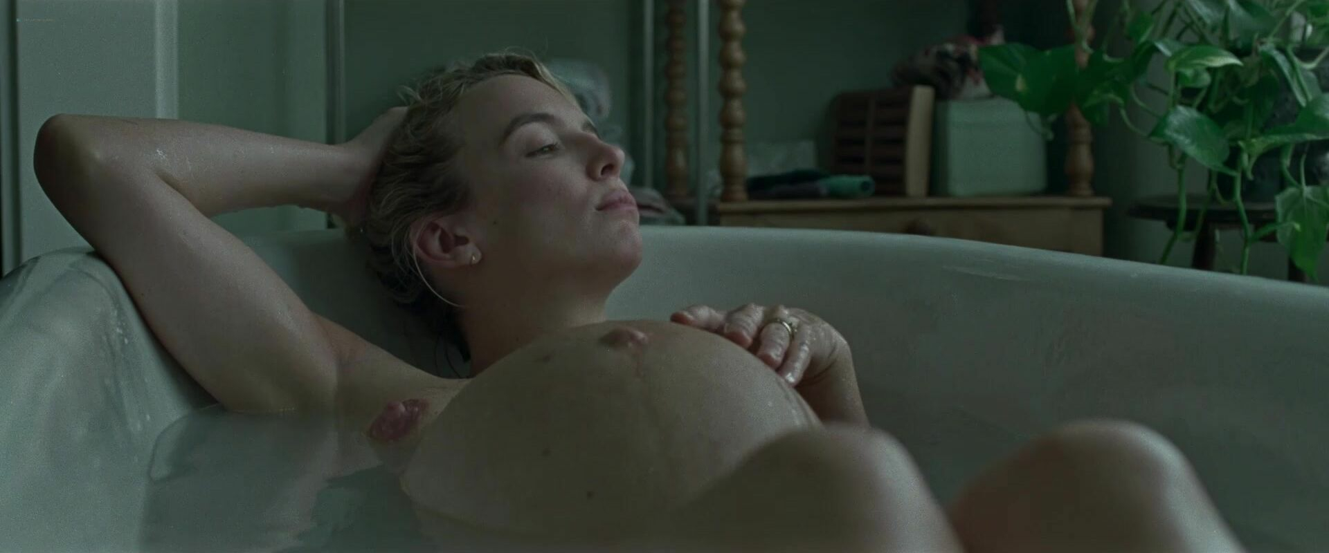 bino alvarez recommends Jodie Comer Nude