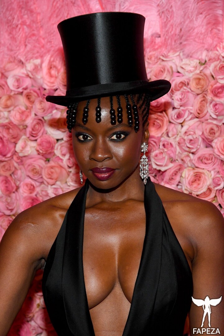 Danai Gurira Nude couch fisting