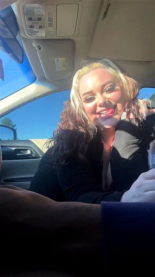 bbw bj in car