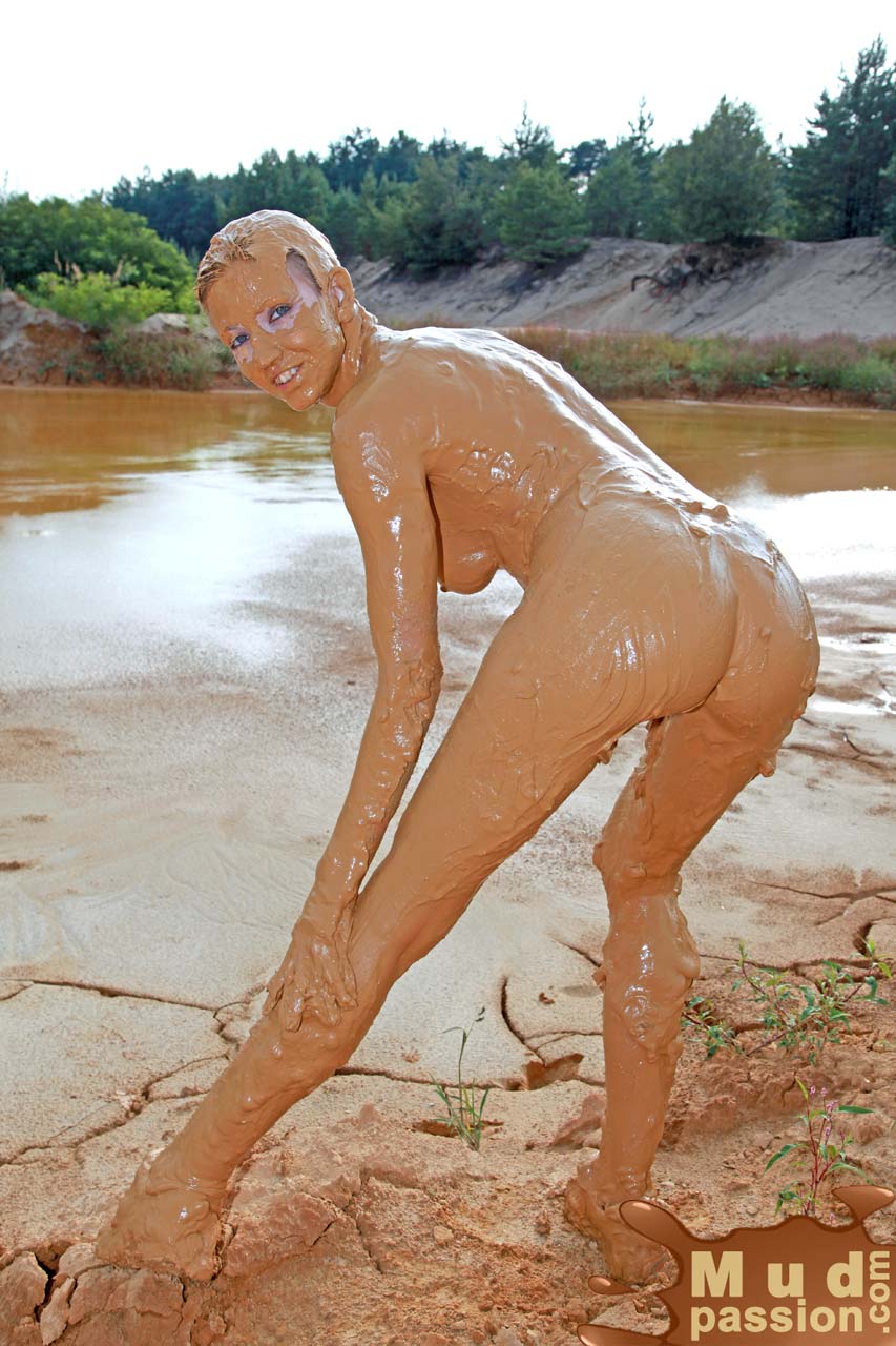 cambridge house add photo nude mud bathing