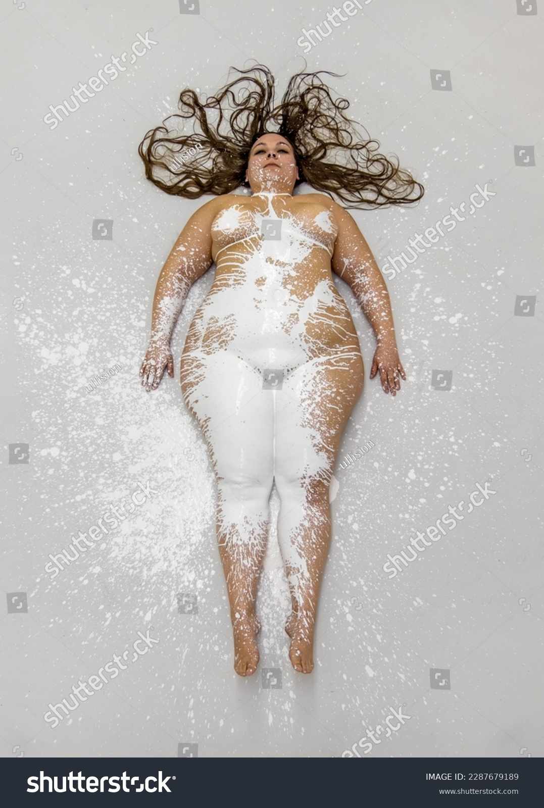 overweight nude women