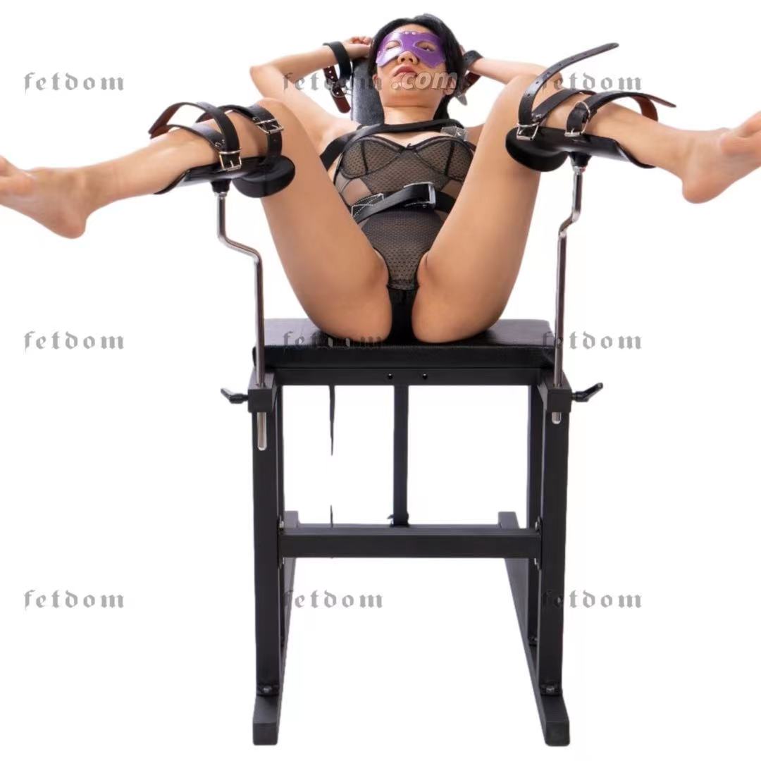 dan brownlie add bondage to a chair photo