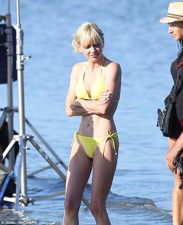 david longmire recommends anna faris lingerie pic