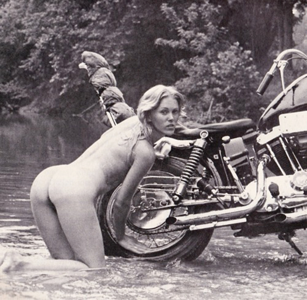 david vinciguerra recommends Nude Women On Motorcycles