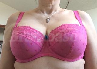 aamir sajjad recommends 38dd tits pic