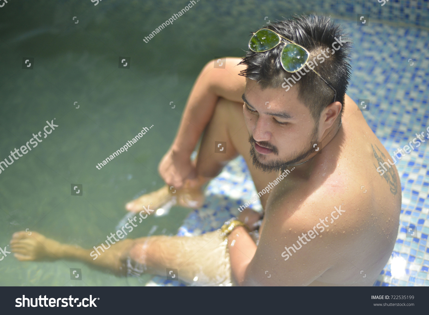 billyray sirus add men nude in pool photo