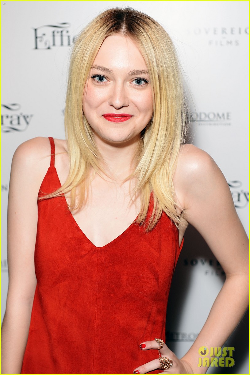 bahareh azizi share dakota fanning sexy photos