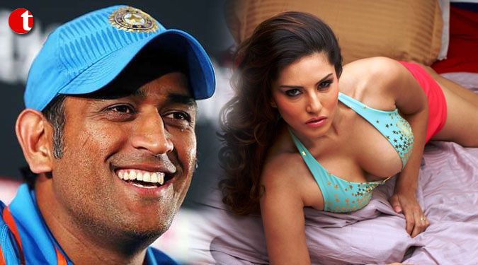 david defoor recommends Sunny Leone Webcam