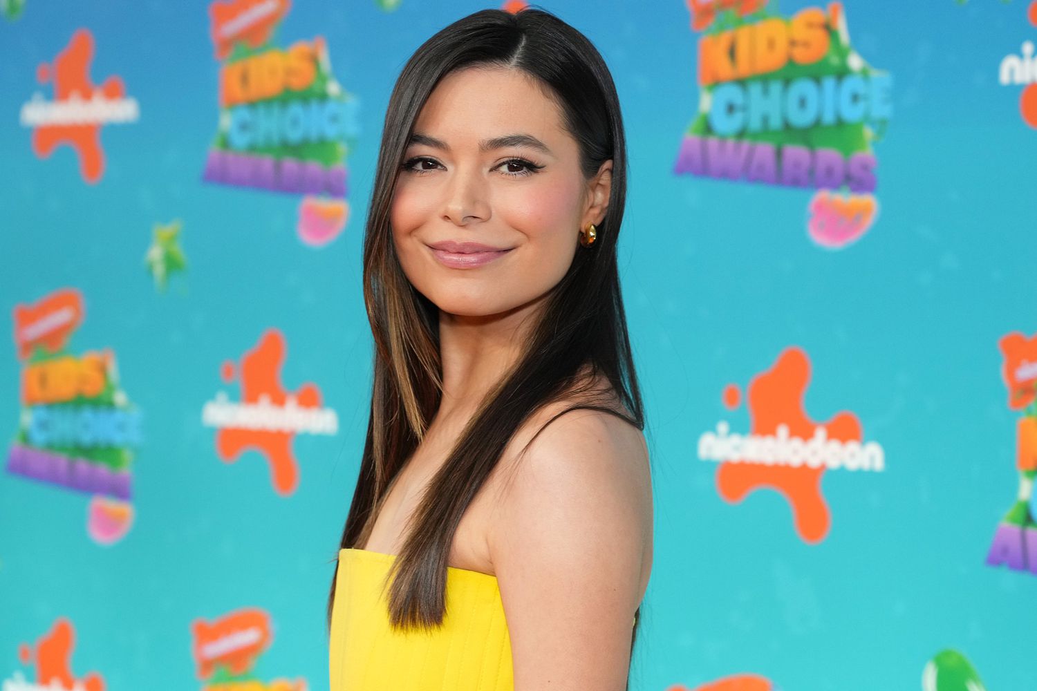 cell spin recommends miranda cosgrove porm pic