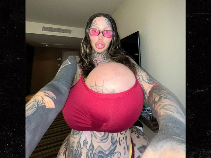 brandi dorsey add photo huge fake tits