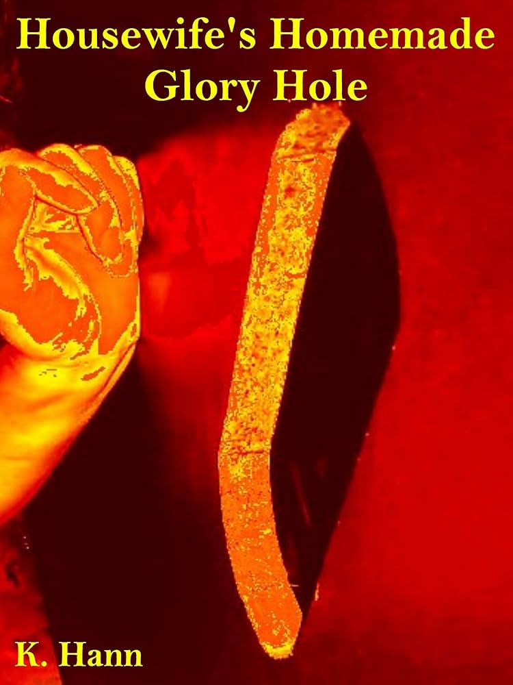 Homemade Gloryhole blood pussy