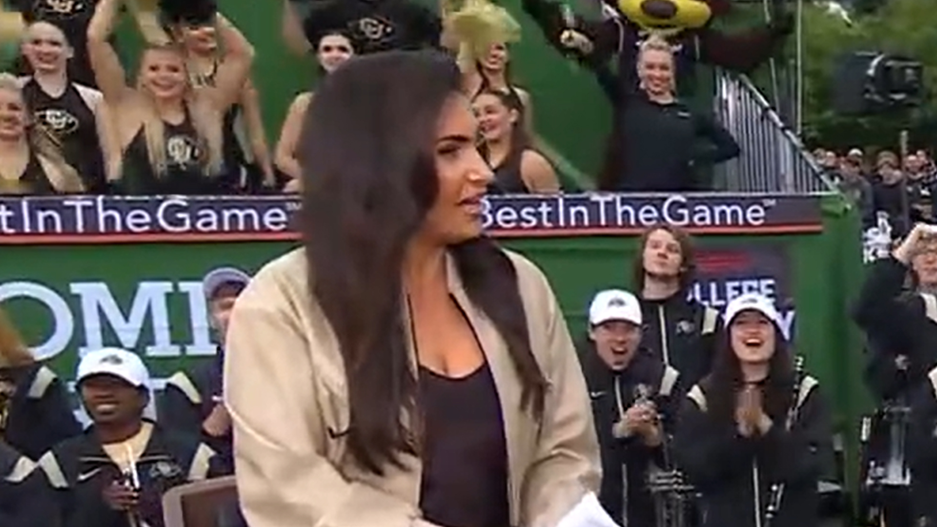 carol kozak recommends Molly Qerim Titties