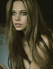 Analeigh Tipton Nude for men