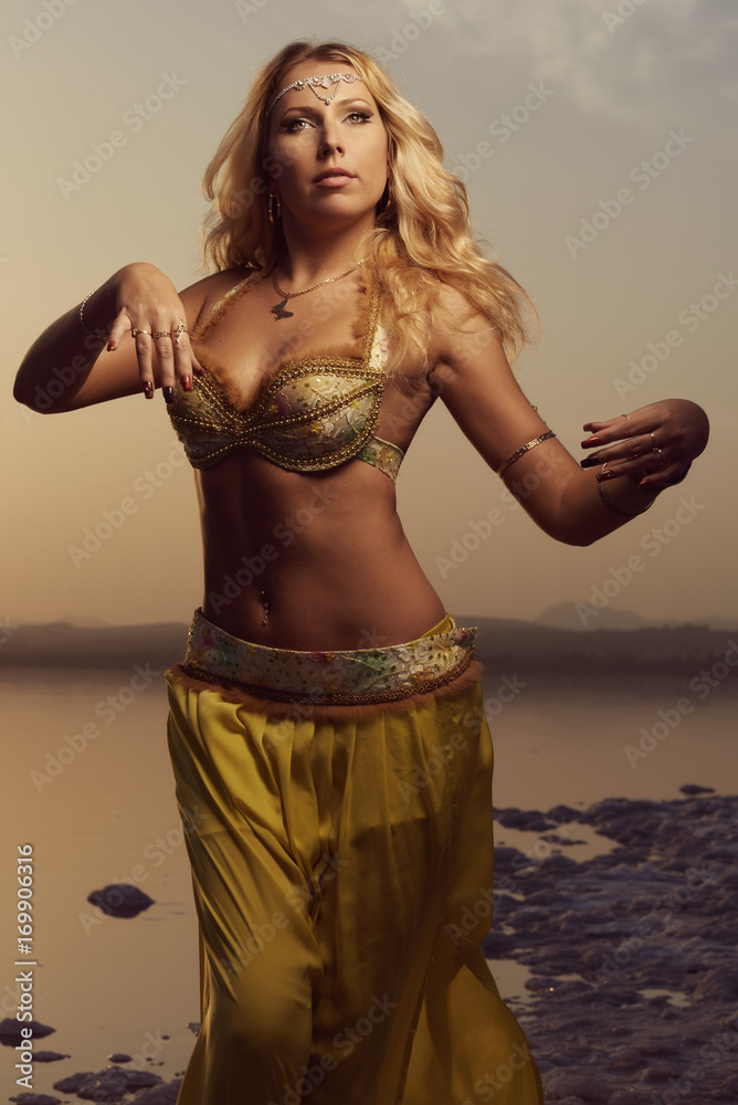 cliff switzer recommends blonde belly dance pic