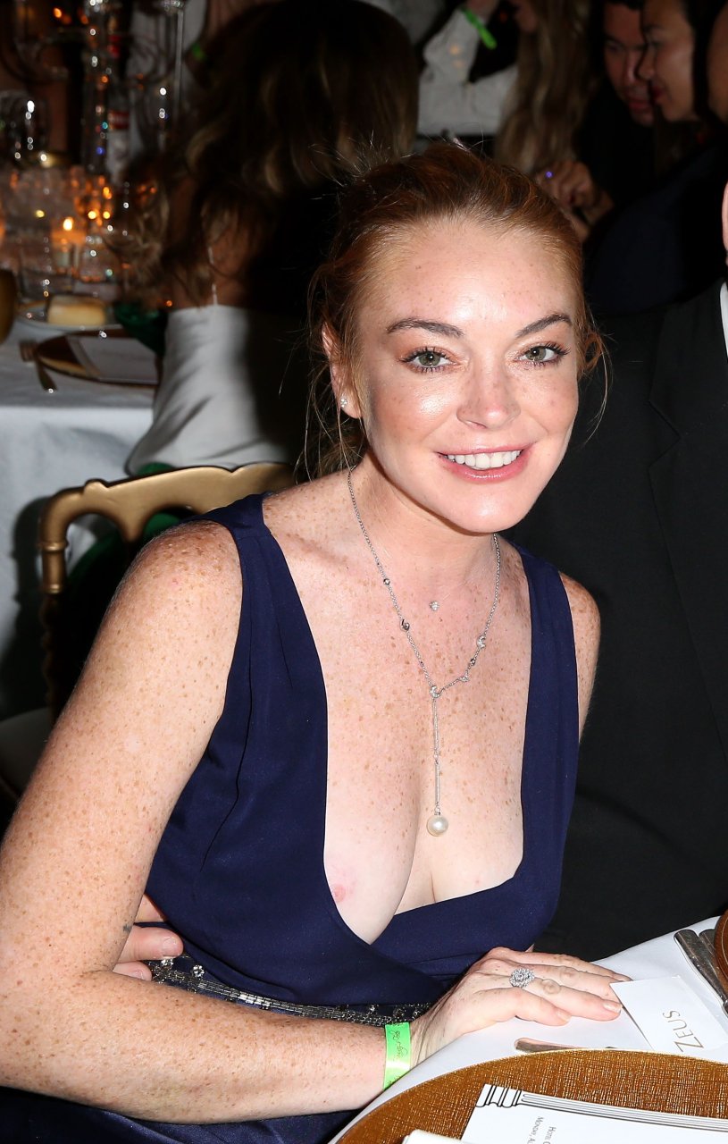 cynthia thorn recommends Images Of Lindsay Lohan Nude