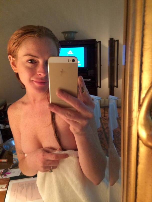 bonnie barlow recommends pictures of lindsay lohan naked pic