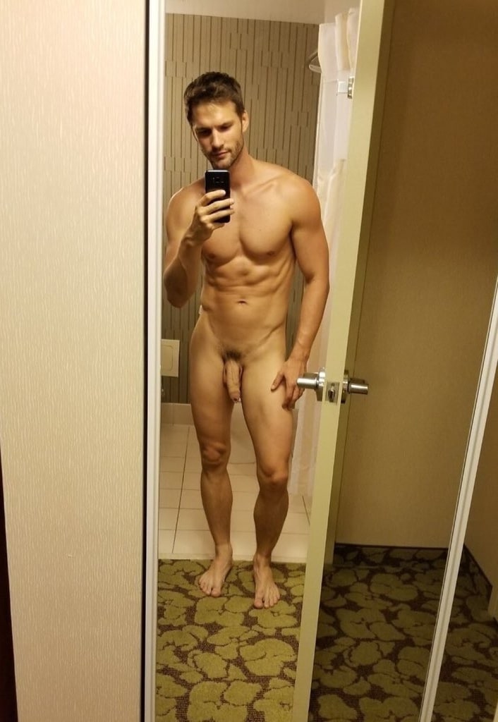 catherine bonilla recommends nude muscle dudes pic