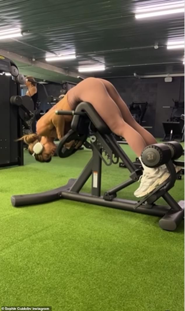 carl frye add nude women working out photo