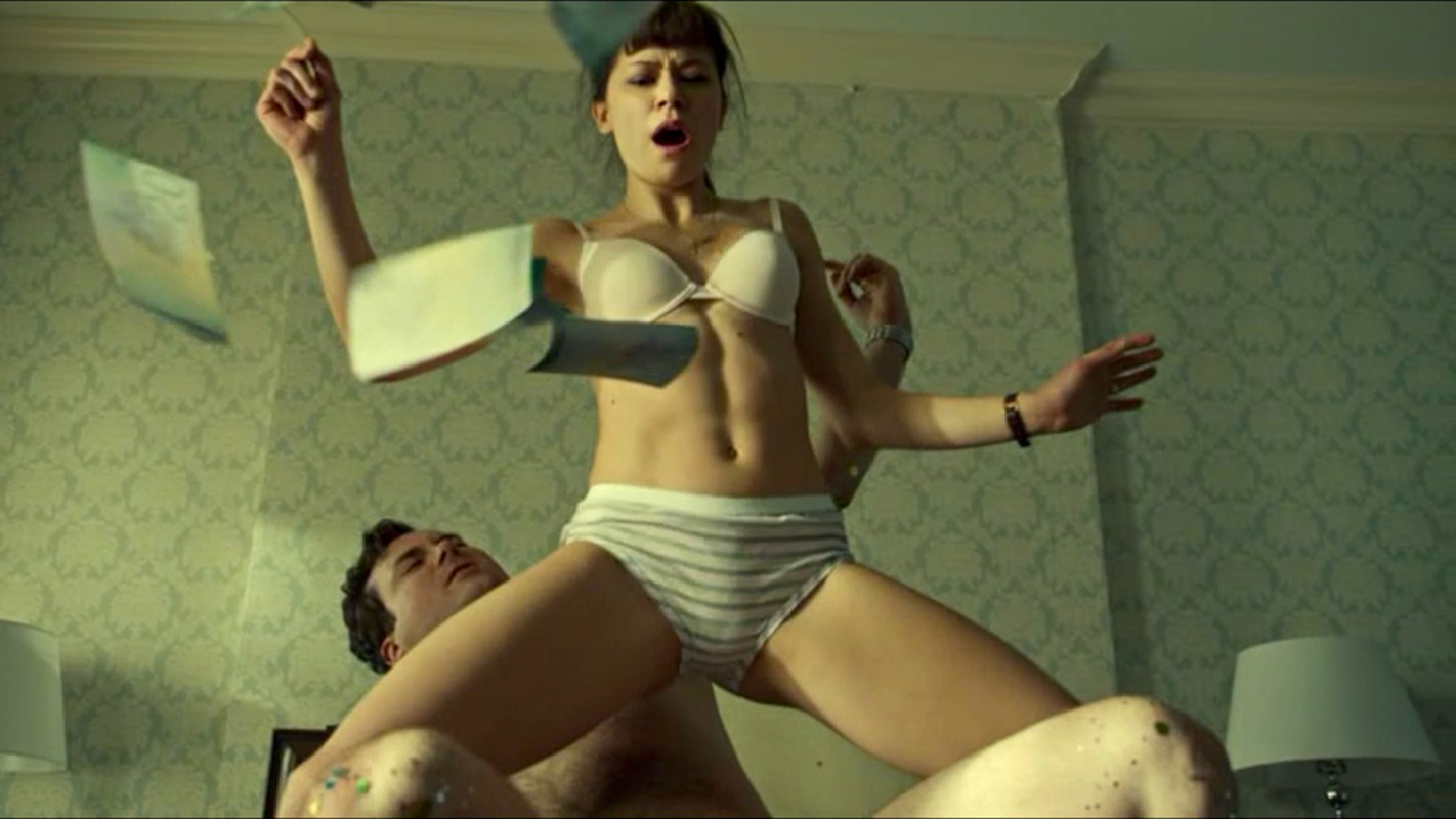 amanda hessein recommends tatiana maslany sexy pic