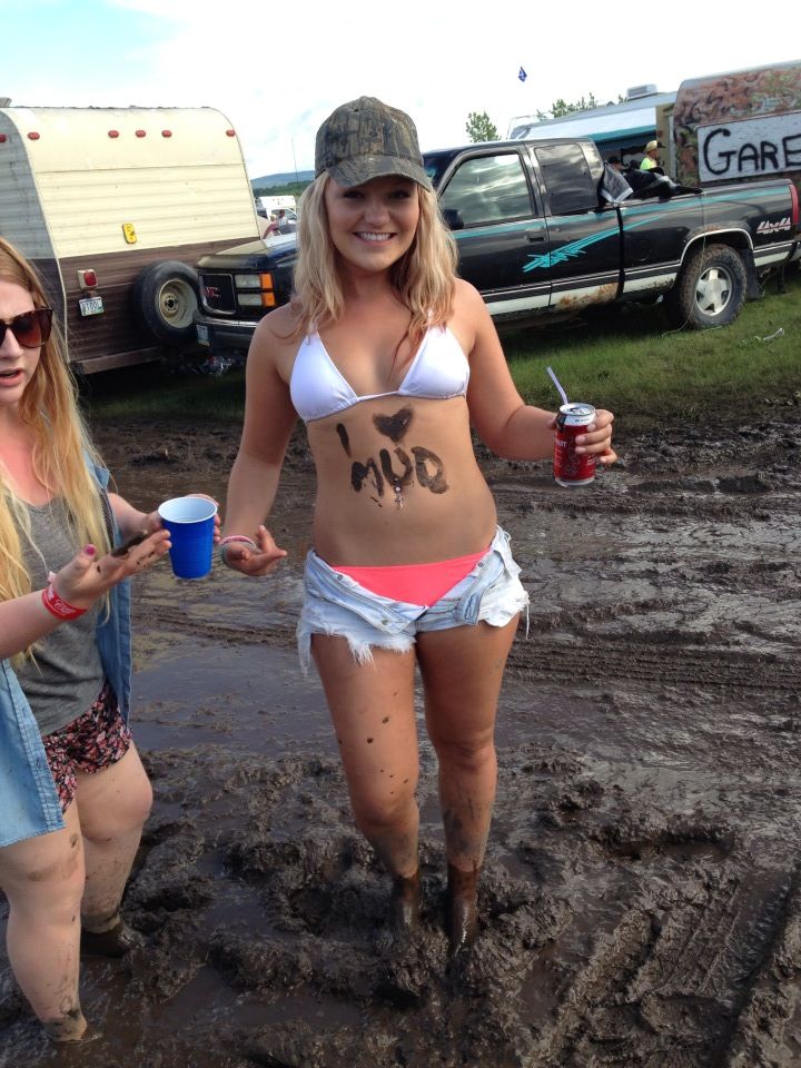 daniel swezey add bikini mudding photo