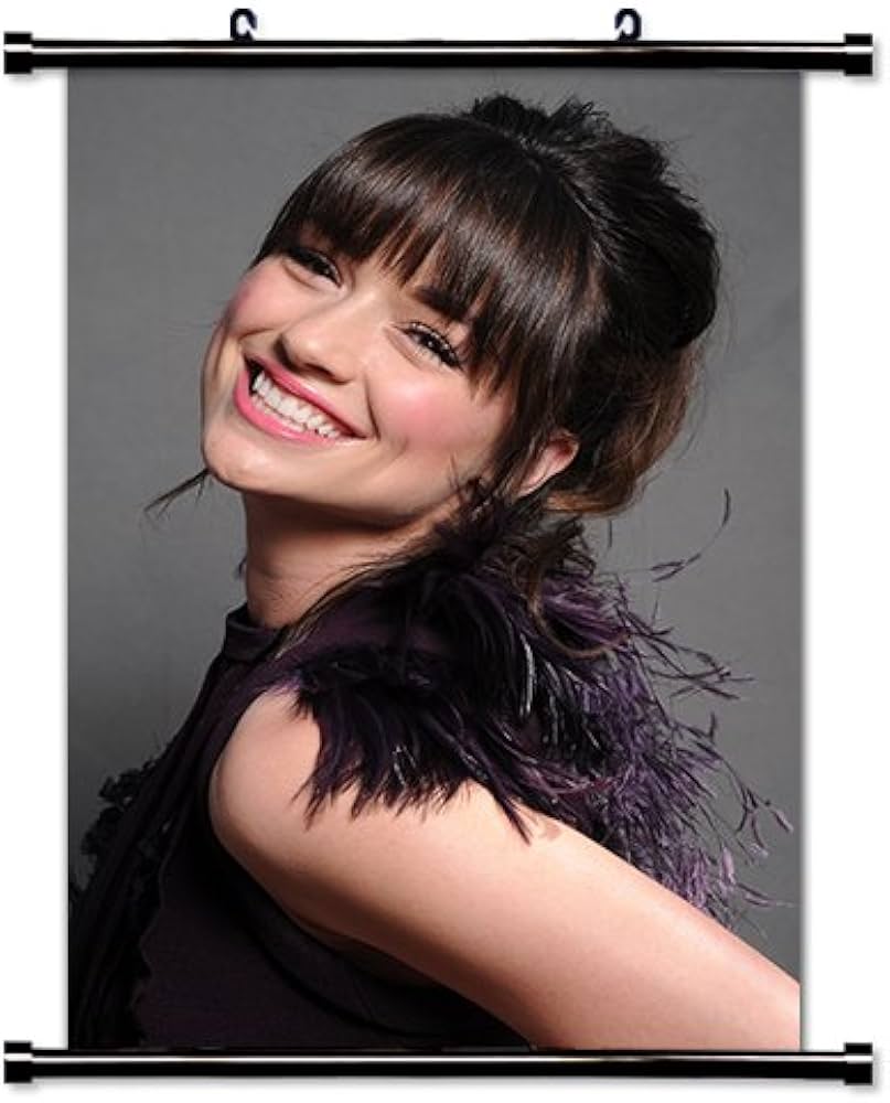 deborah baillargeon recommends crystal reed hot pic