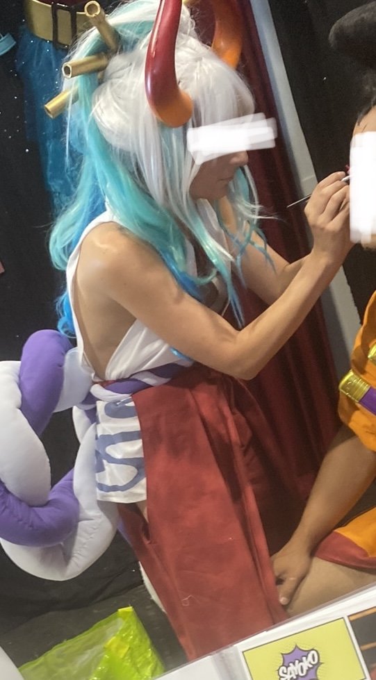 alex hale share cosplay creepshot photos