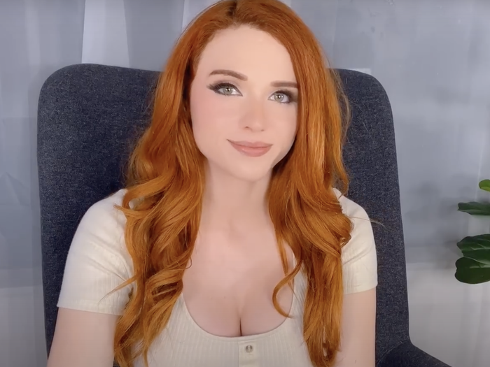 amouranth onlyfan