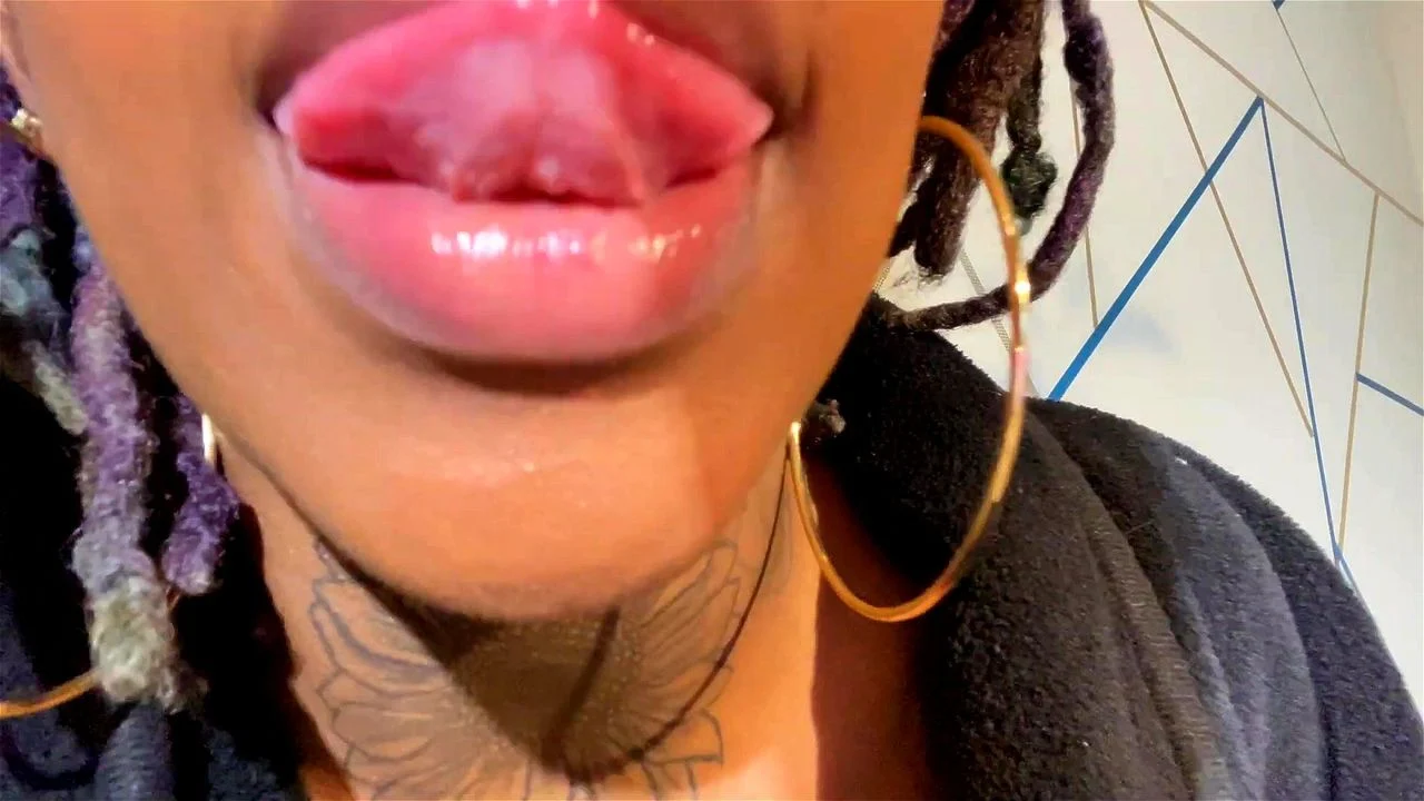 ara rara recommends Ebony Long Tongue Porn