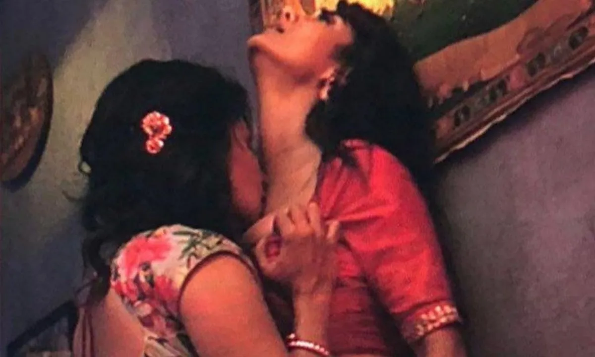 barb tschudi recommends Desi Lesbian Sex