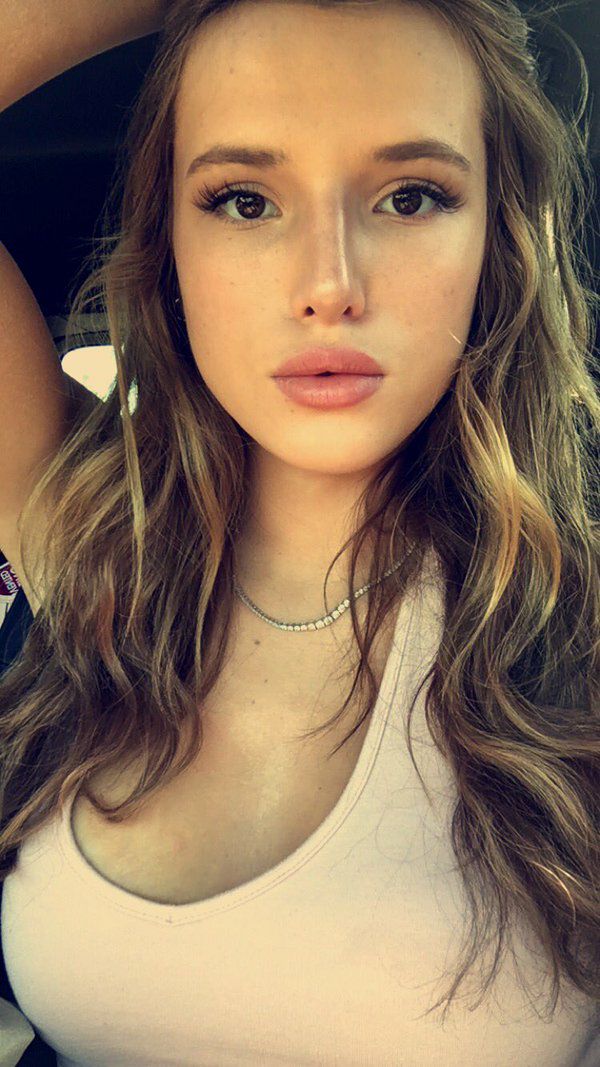 alice nirmala share hot bella thorne pictures photos