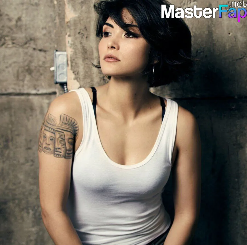 Daniella Pineda Naked for blakced