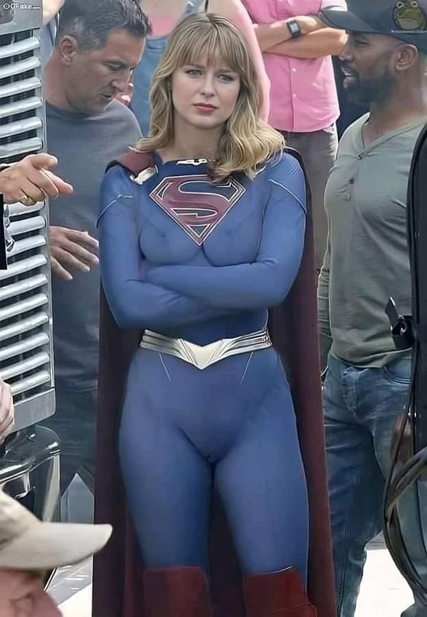 beth griffin smith recommends melissa benoist camel toe pic