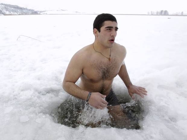 catherine ronson add naked ice bathing photo