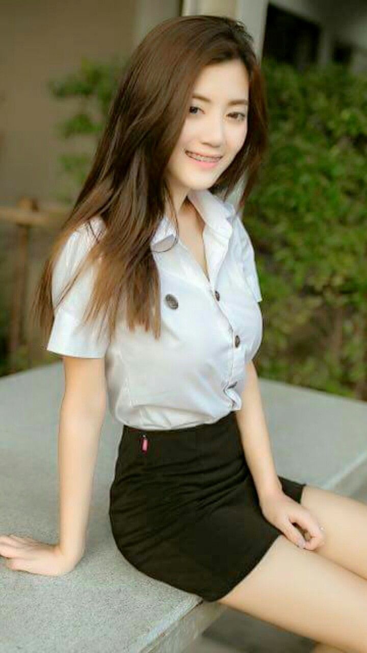 thai up skirt