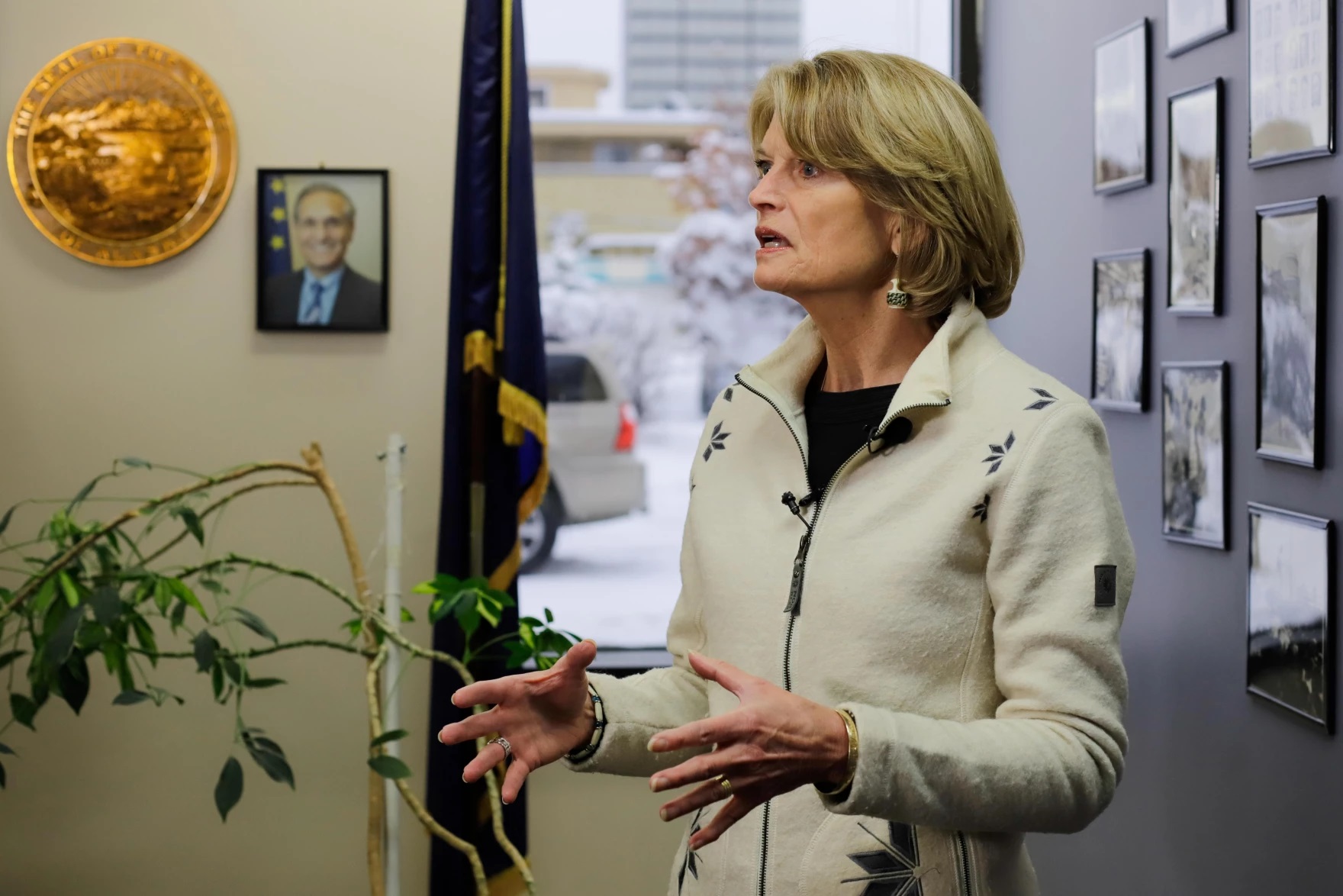 ade khairani recommends Nicole Murkowski