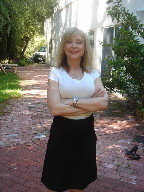 doaa kareem add nina hartley house photo