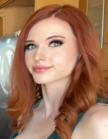 cindy warn add photo amouranth porn ad