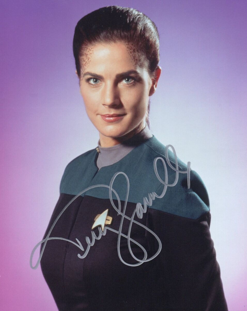 akankshya patnaik recommends terry farrell sexy pic