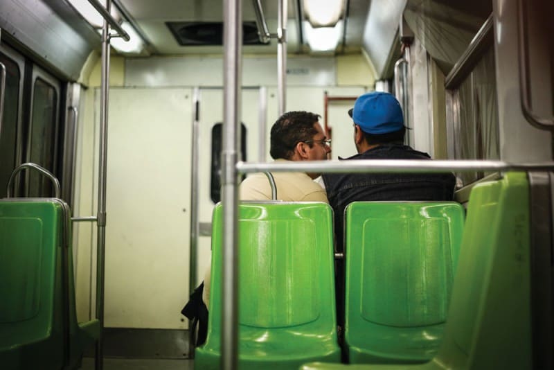 blaine nims add pareja teniendo sexo en el tren photo