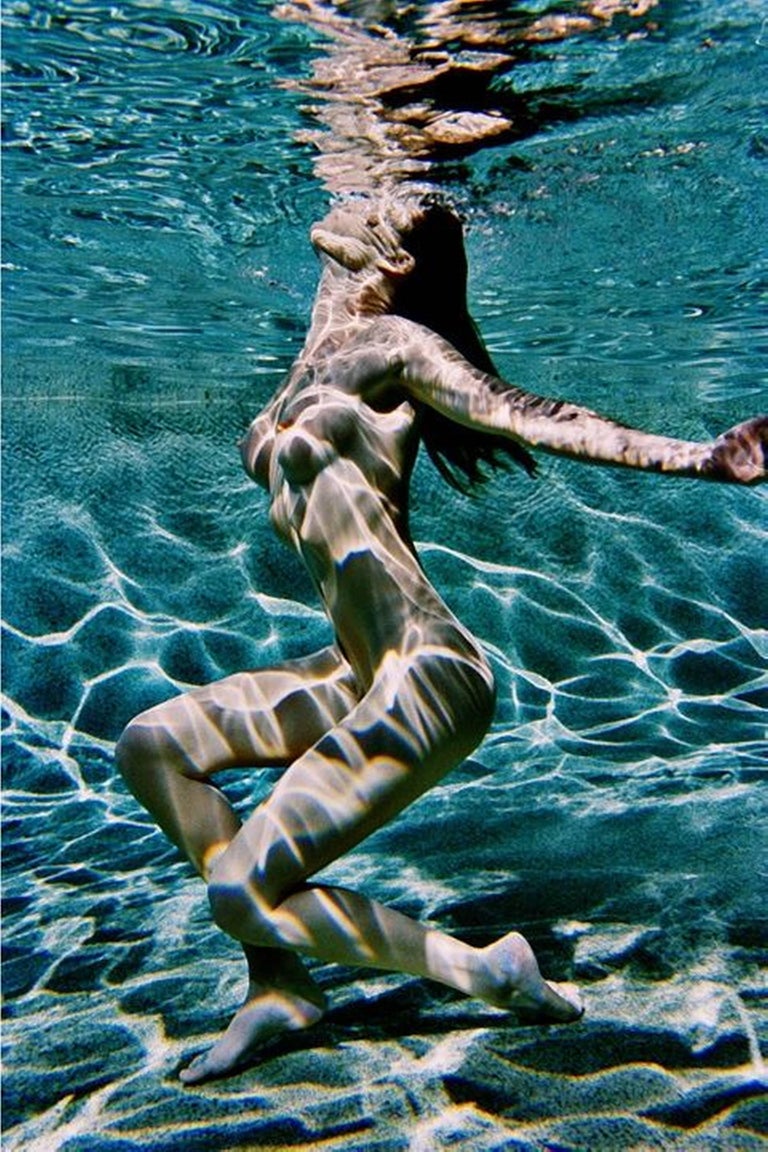 choongting modelsuk recommends nude underwater pic